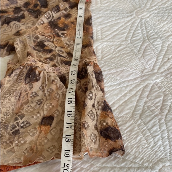 Animal Print Sheer Kimono - Picture 4 of 6